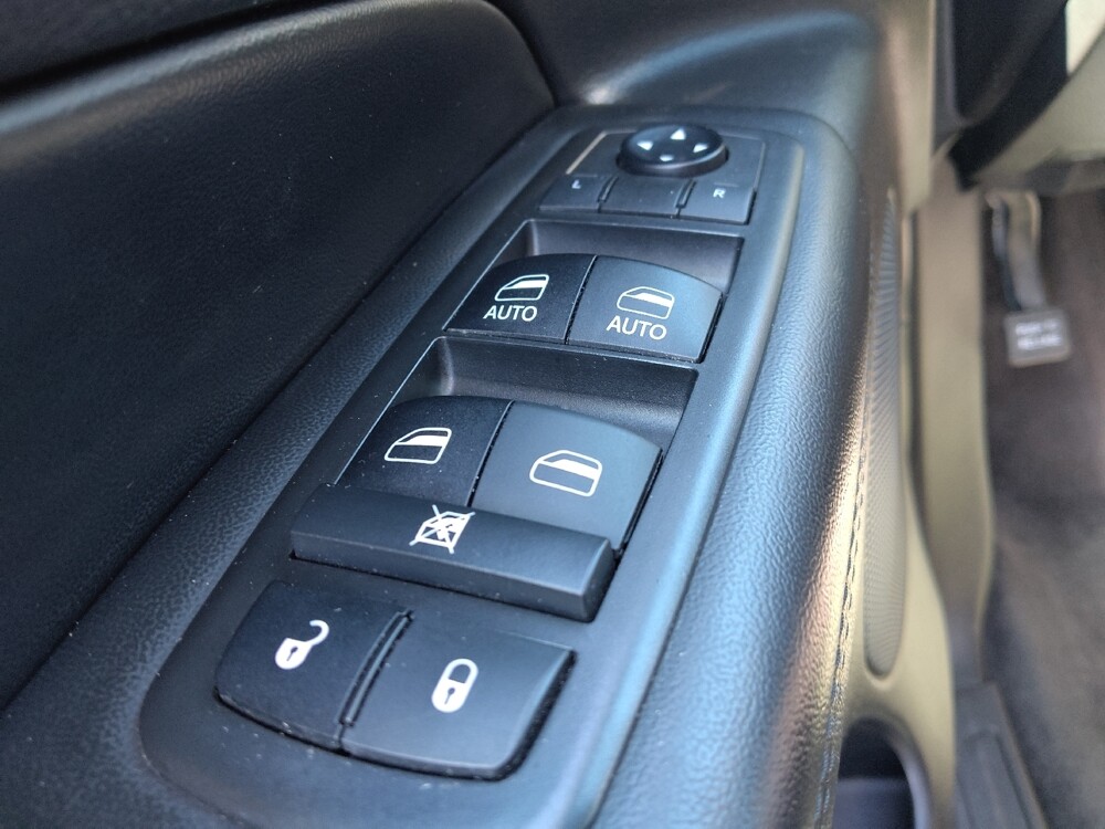 2019 Jeep Grand Cherokee in Phoenix, AZ 85022 - 18126438 27