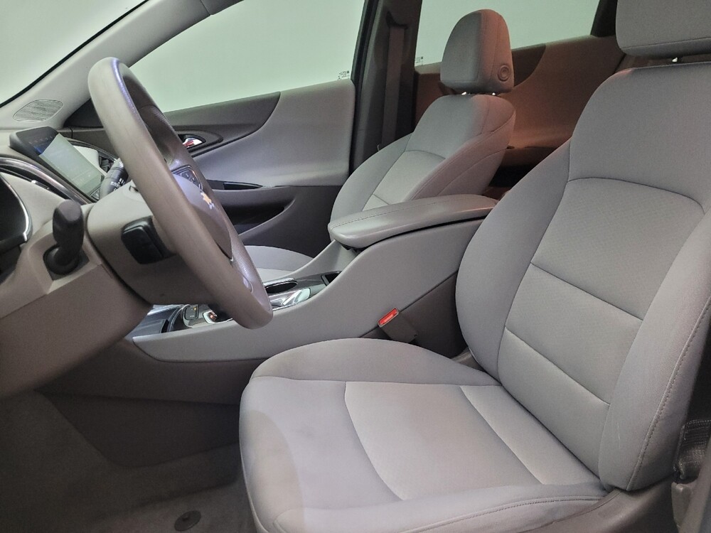 2021 Chevrolet Malibu in Mesa, AZ 85210 - 18126439 17