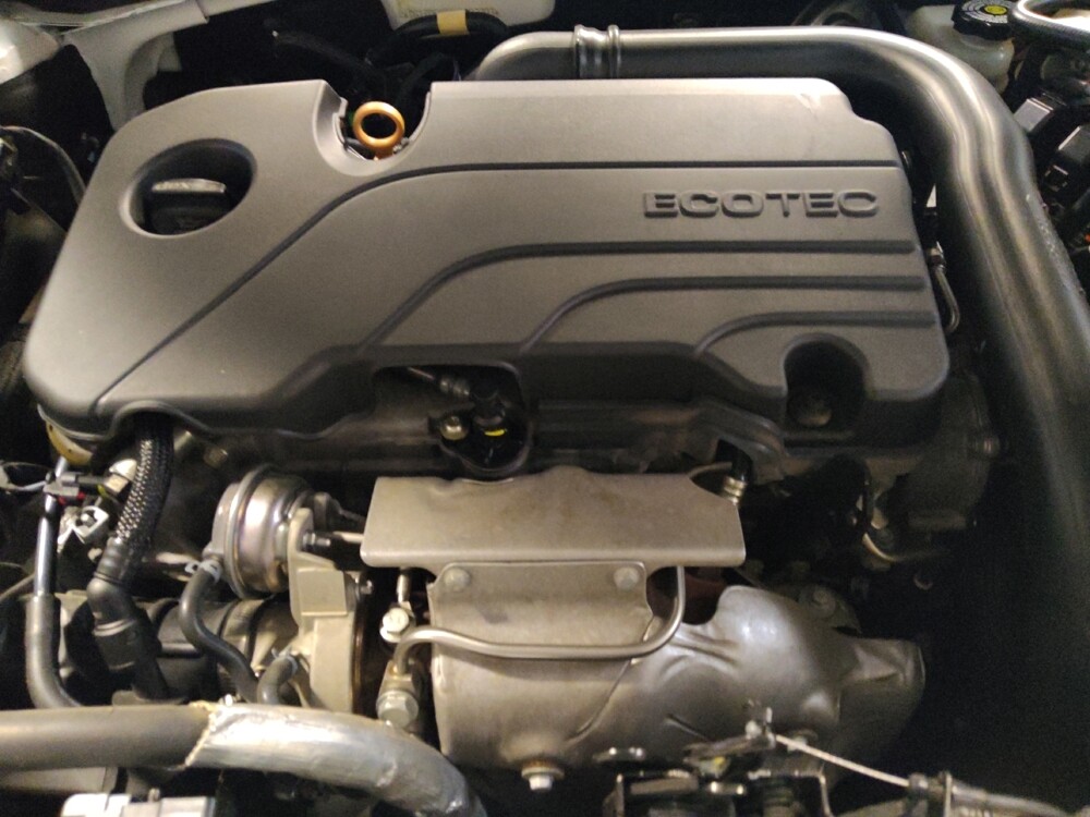 2021 Chevrolet Malibu in Mesa, AZ 85210 - 18126439 30