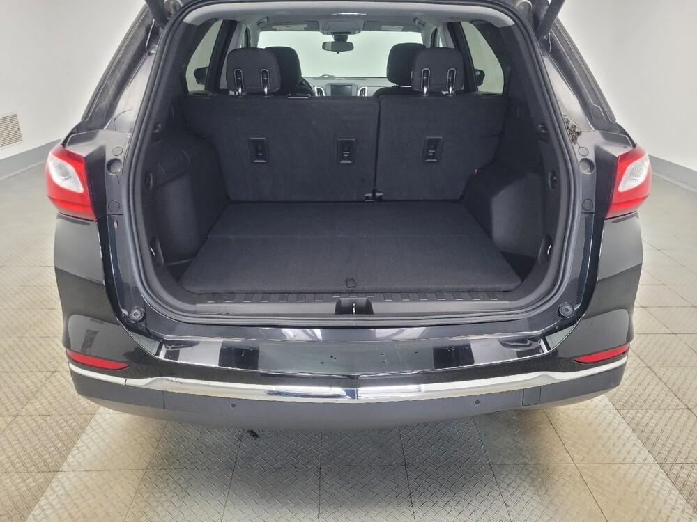 2020 Chevrolet Equinox in Indianapolis, IN 46219 - 18126440 29