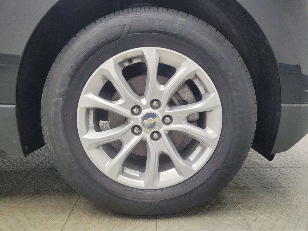 2020 Chevrolet Equinox in Indianapolis, IN 46219 - 18126440 31