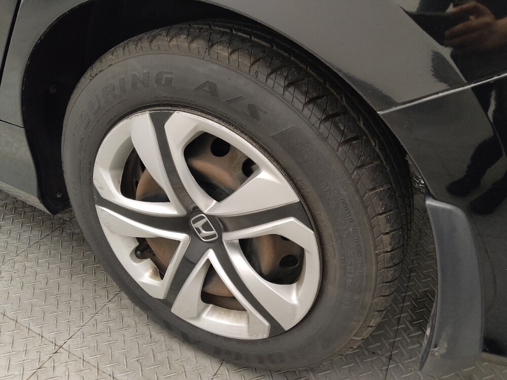 2018 Honda Civic in Round Rock, TX 78664 - 18126444 31