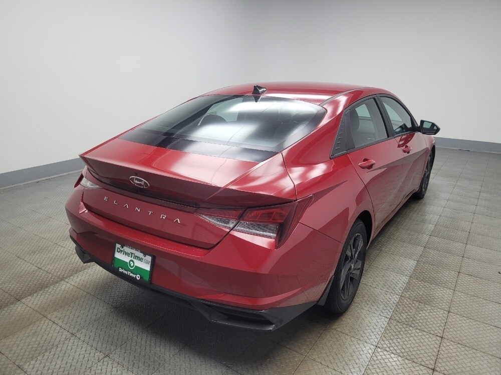 2023 Hyundai Elantra in Indianapolis, IN 46219 - 18126445 9