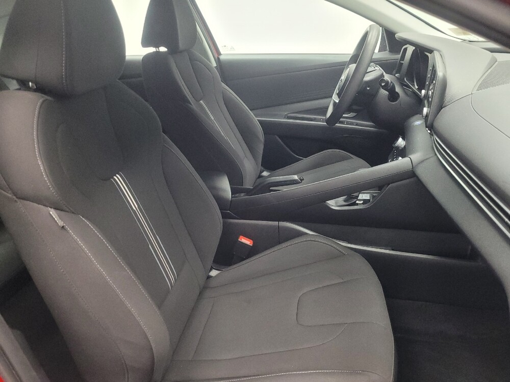 2023 Hyundai Elantra in Indianapolis, IN 46219 - 18126445 21