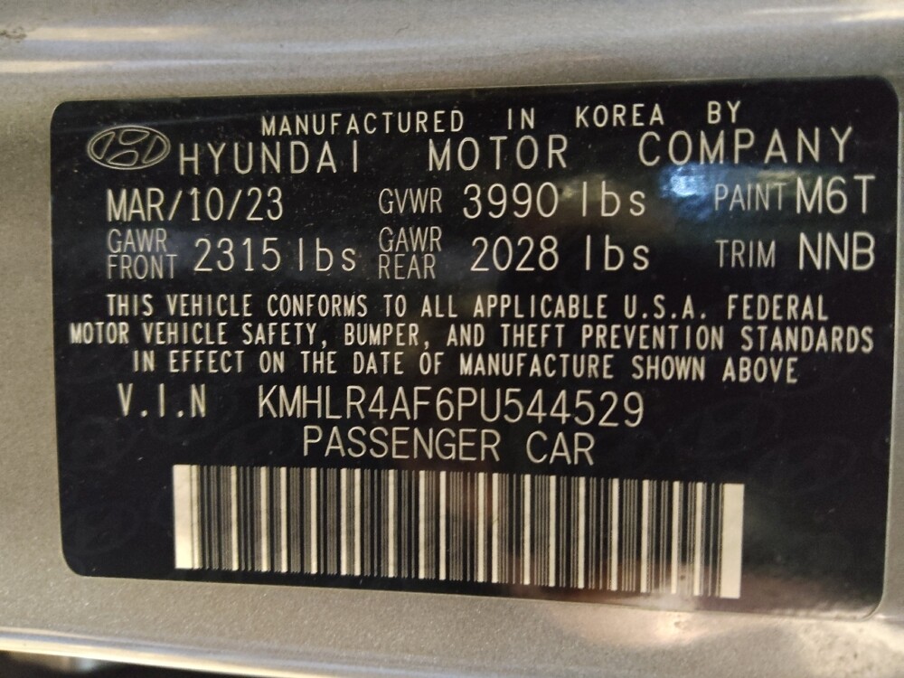 2023 Hyundai Elantra in Fayetteville, NC 28304 - 18126452 33