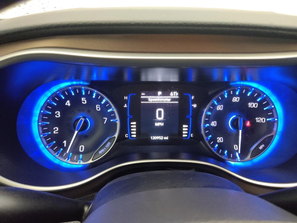 2018 Chrysler Pacifica in Wichita, KS 67207 - 18126453 23