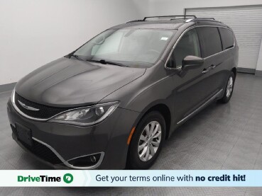 2018 Chrysler Pacifica in Wichita, KS 67207