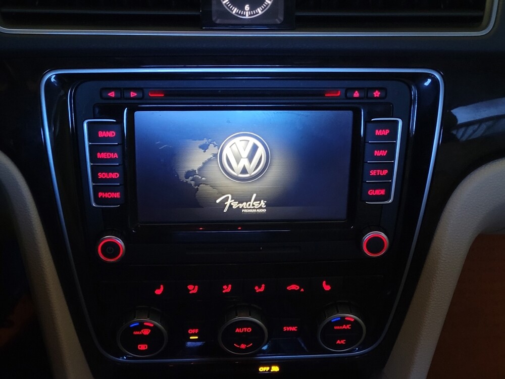 2014 Volkswagen Passat in Clearwater, FL 33764 - 18126454 25