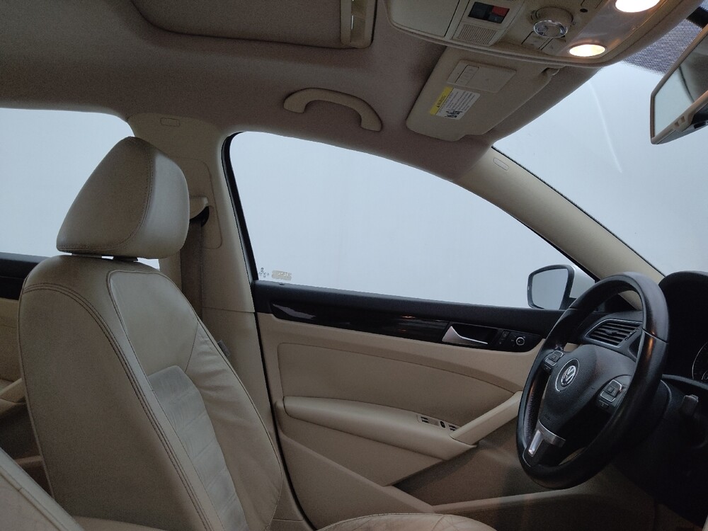 2014 Volkswagen Passat in Clearwater, FL 33764 - 18126454 19