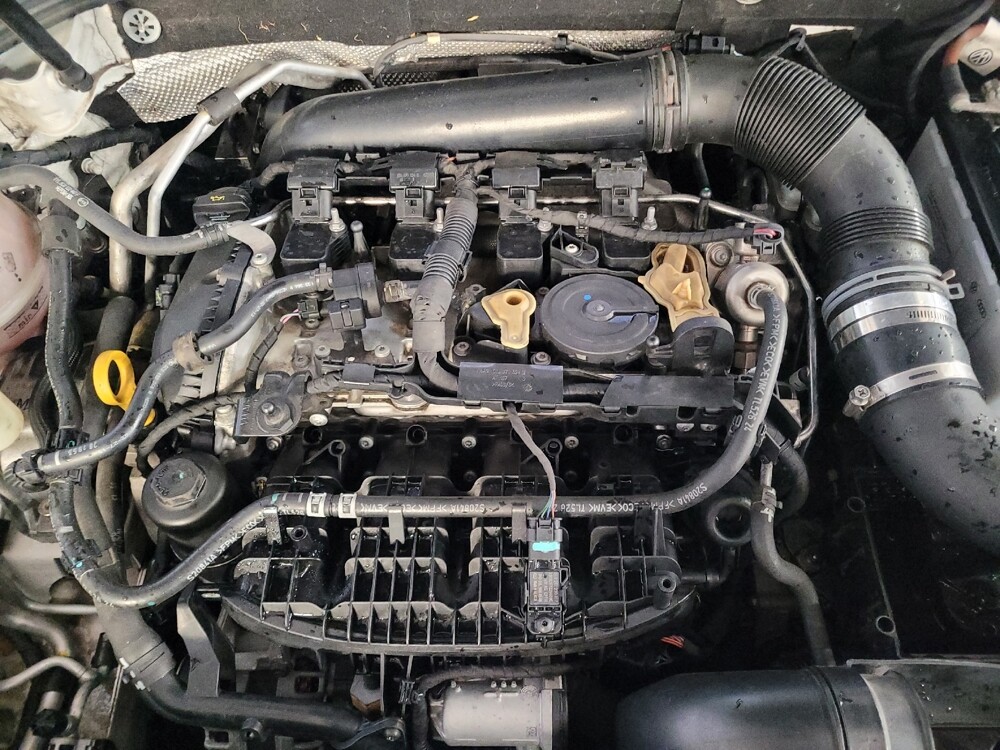 2014 Volkswagen Passat in Clearwater, FL 33764 - 18126454 30