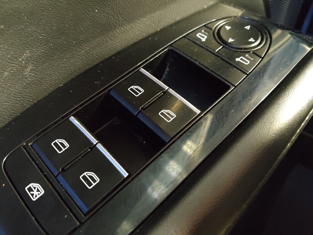 2025 MAZDA MAZDA3 in Glendale, AZ 85301 - 18126458 27