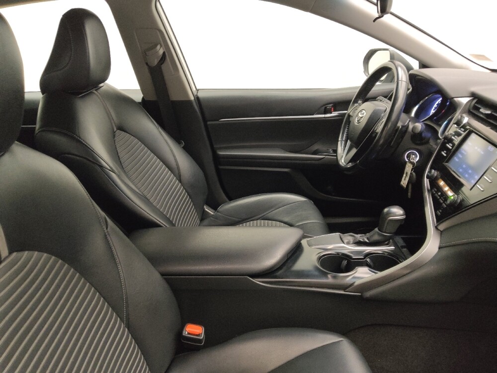 2019 Toyota Camry in Lombard, IL 60148 - 18126459 21