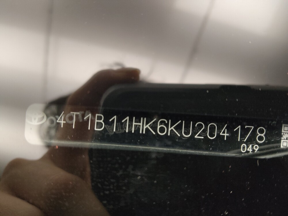 2019 Toyota Camry in Lombard, IL 60148 - 18126459 33