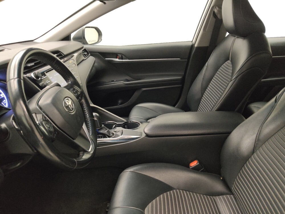 2019 Toyota Camry in Lombard, IL 60148 - 18126459 17