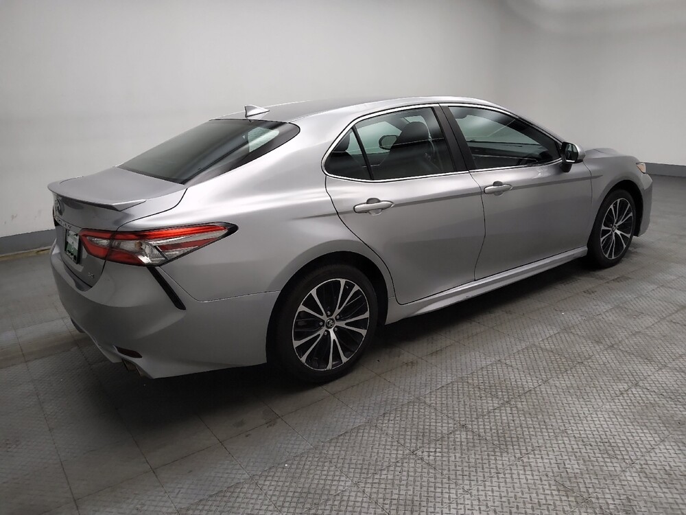 2019 Toyota Camry in Lombard, IL 60148 - 18126459 10
