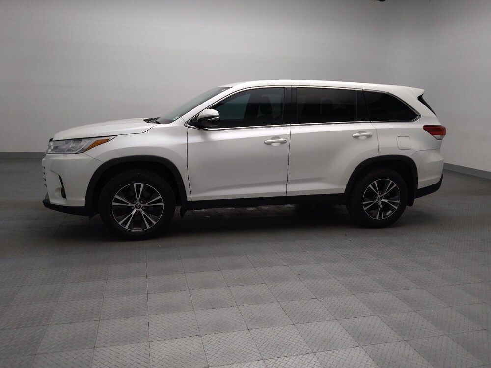 2019 Toyota Highlander in Oklahoma City, OK 73139 - 18126466 2