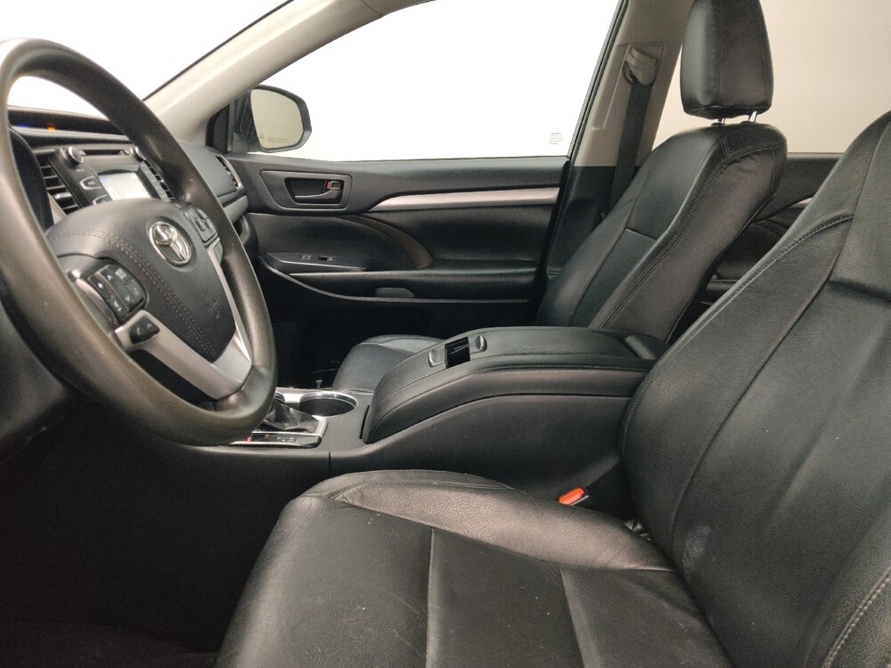 2019 Toyota Highlander in Oklahoma City, OK 73139 - 18126466 17