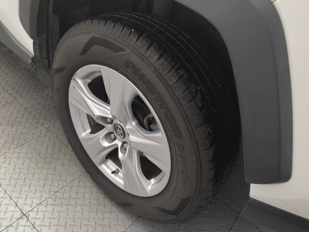 2019 Toyota RAV4 in Houston, TX 77060 - 18126474 31