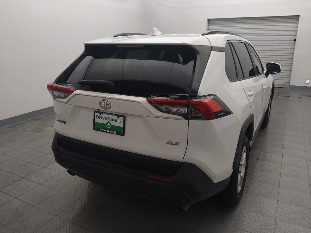 2019 Toyota RAV4 in Houston, TX 77060 - 18126474 7