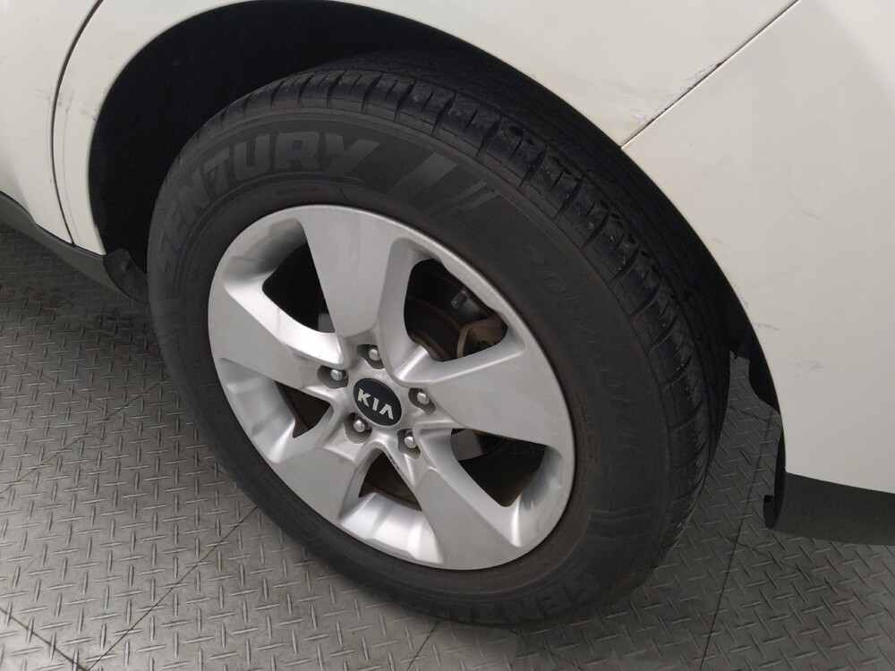 2019 Kia Soul in Houston, TX 77074 - 18126475 31