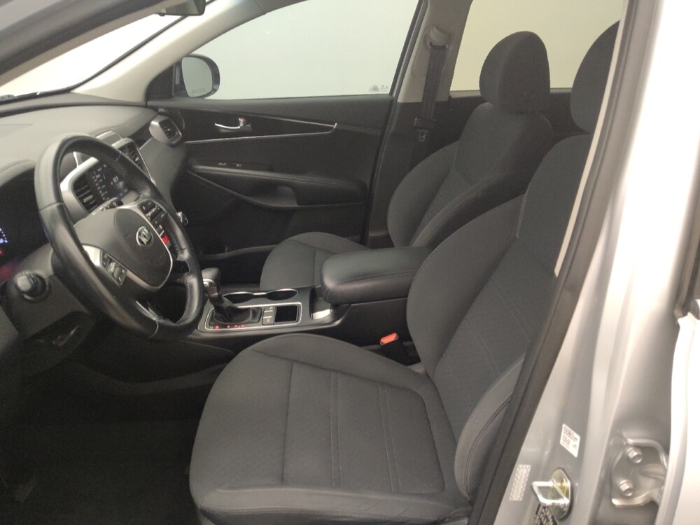 2019 Kia Sorento in Houston, TX 77074 - 18126476 17