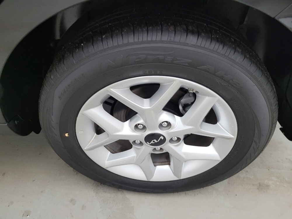 2025 Kia Soul in Cincinnati, OH 45255 - 18126479 31