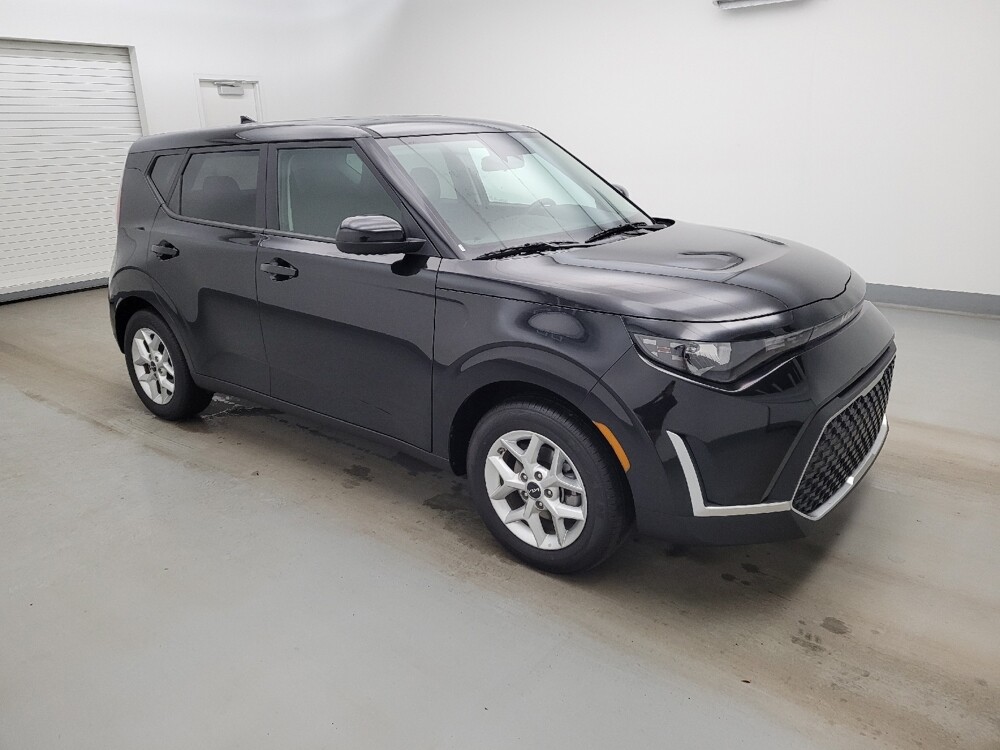 2025 Kia Soul in Cincinnati, OH 45255 - 18126479 11