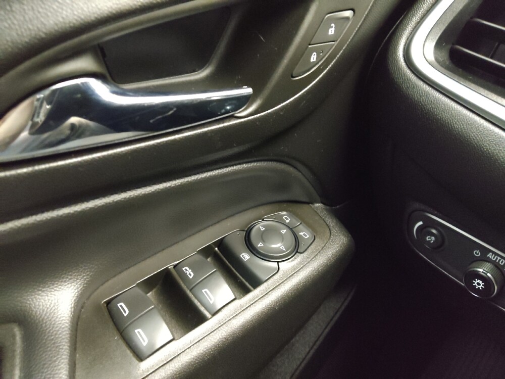 2024 Chevrolet Equinox in Springfield, MO 65807 - 18126480 27