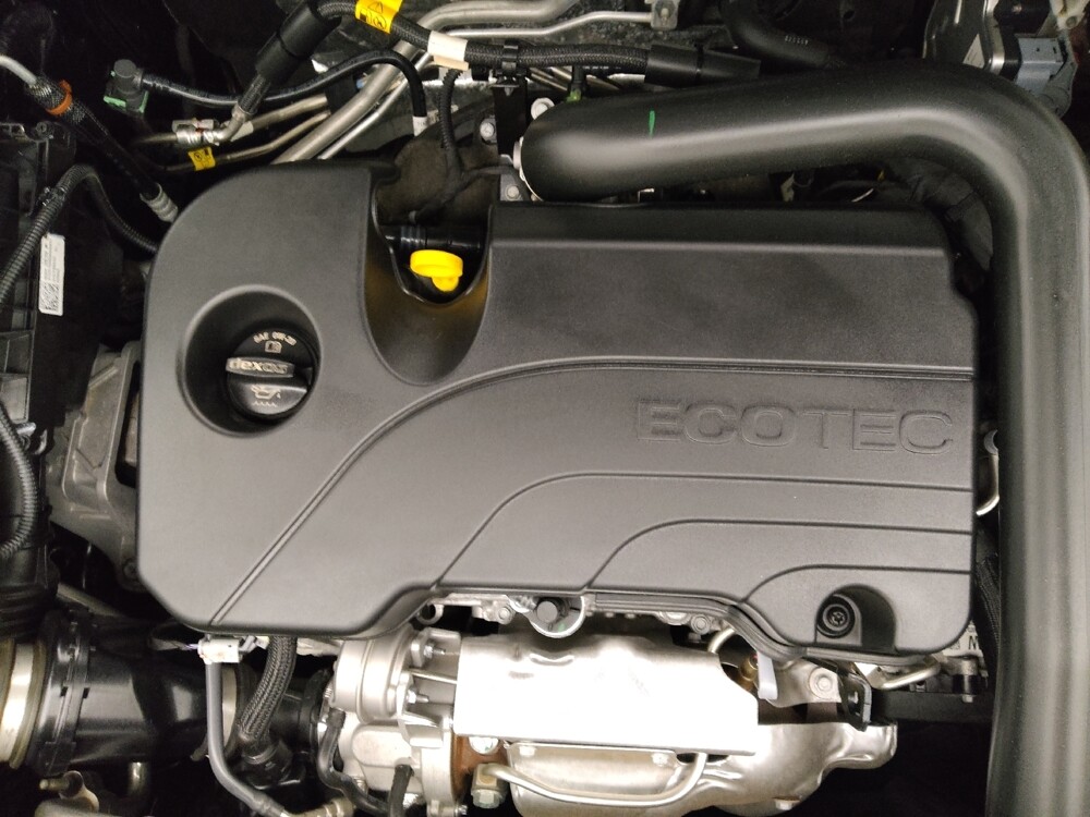 2024 Chevrolet Equinox in Springfield, MO 65807 - 18126480 30