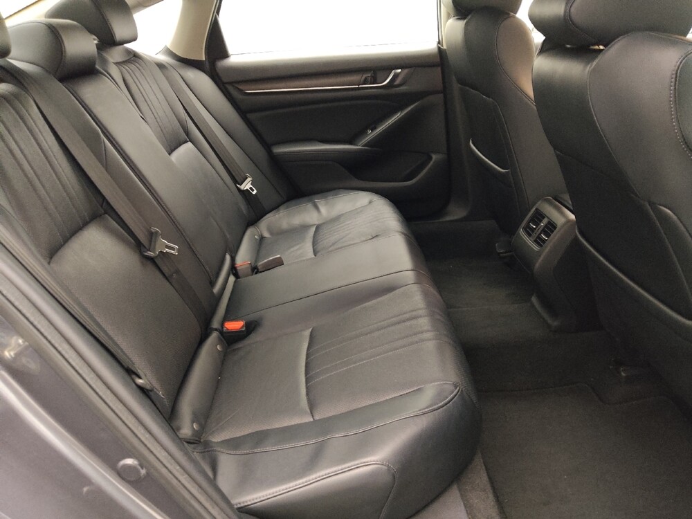 2018 Honda Accord in Wichita, KS 67207 - 18126484 19