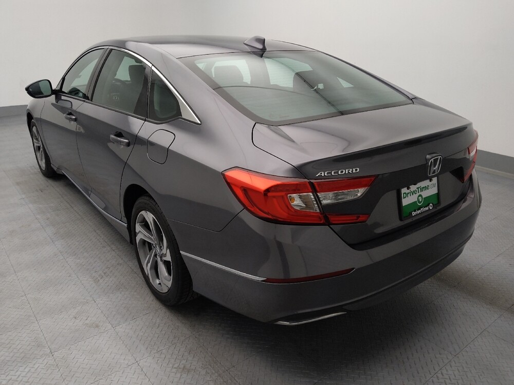 2018 Honda Accord in Wichita, KS 67207 - 18126484 5