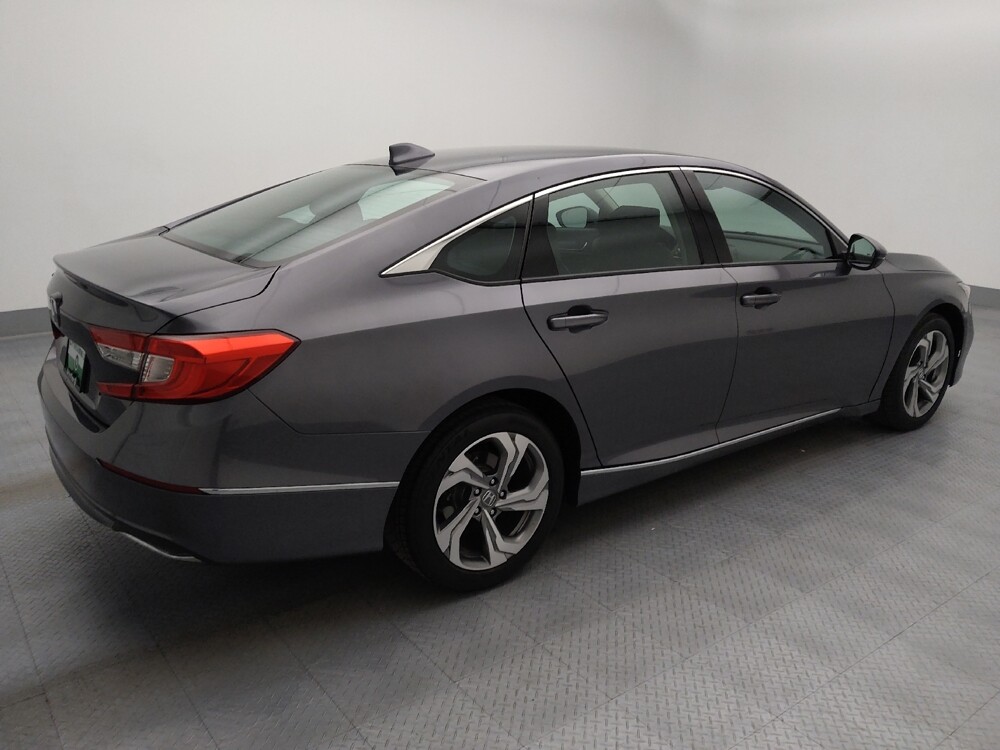2018 Honda Accord in Wichita, KS 67207 - 18126484 10