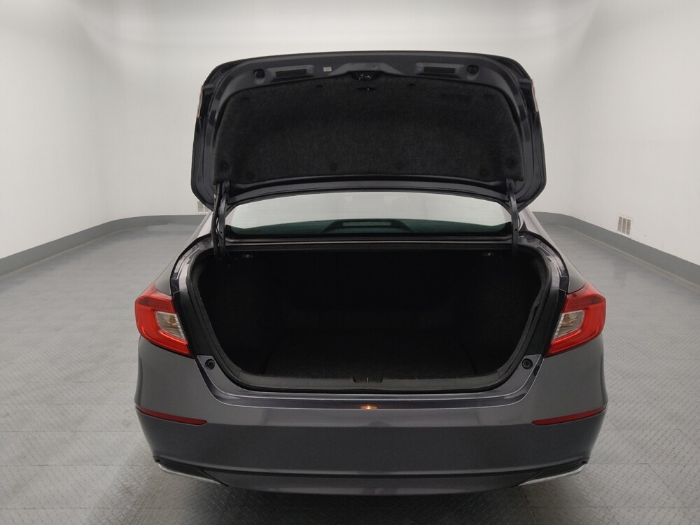 2018 Honda Accord in Wichita, KS 67207 - 18126484 29