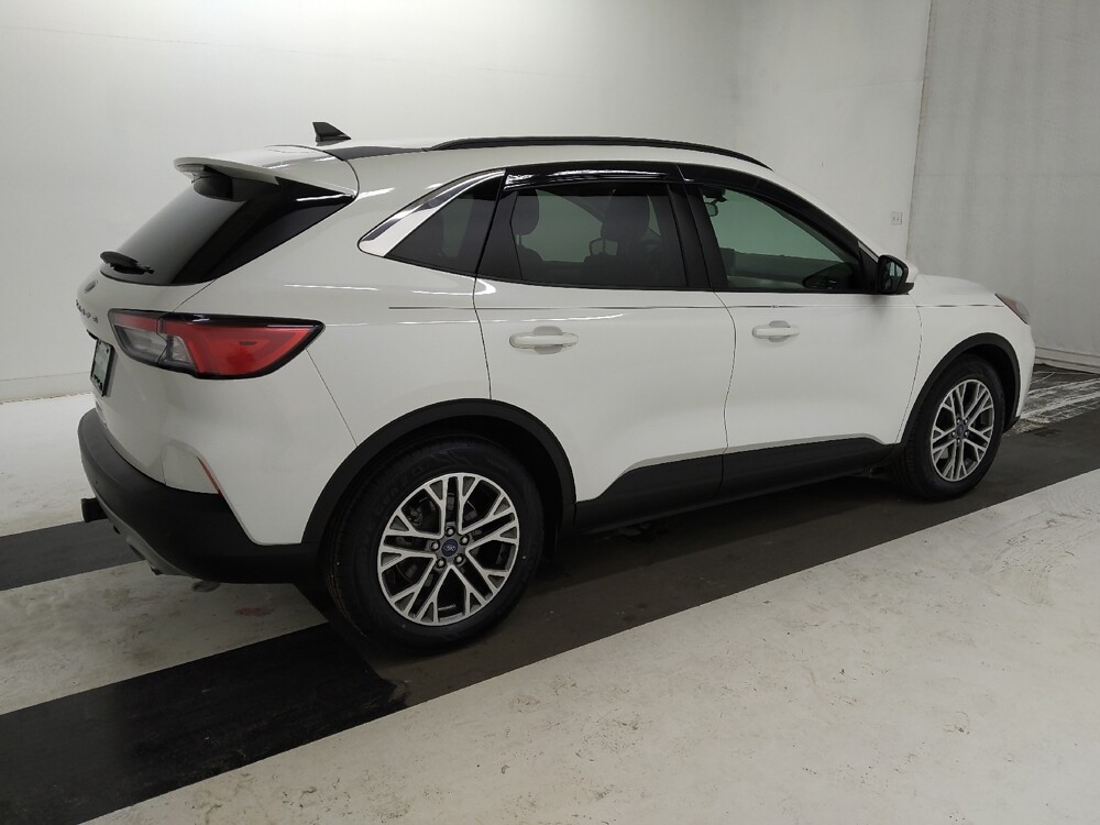 2021 Ford Escape in St. Louis, MO 63125 - 18126491 10