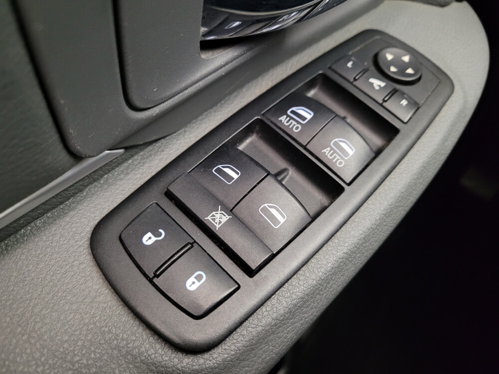 2013 RAM 1500 in Riverside, CA 92504 - 18126497 27