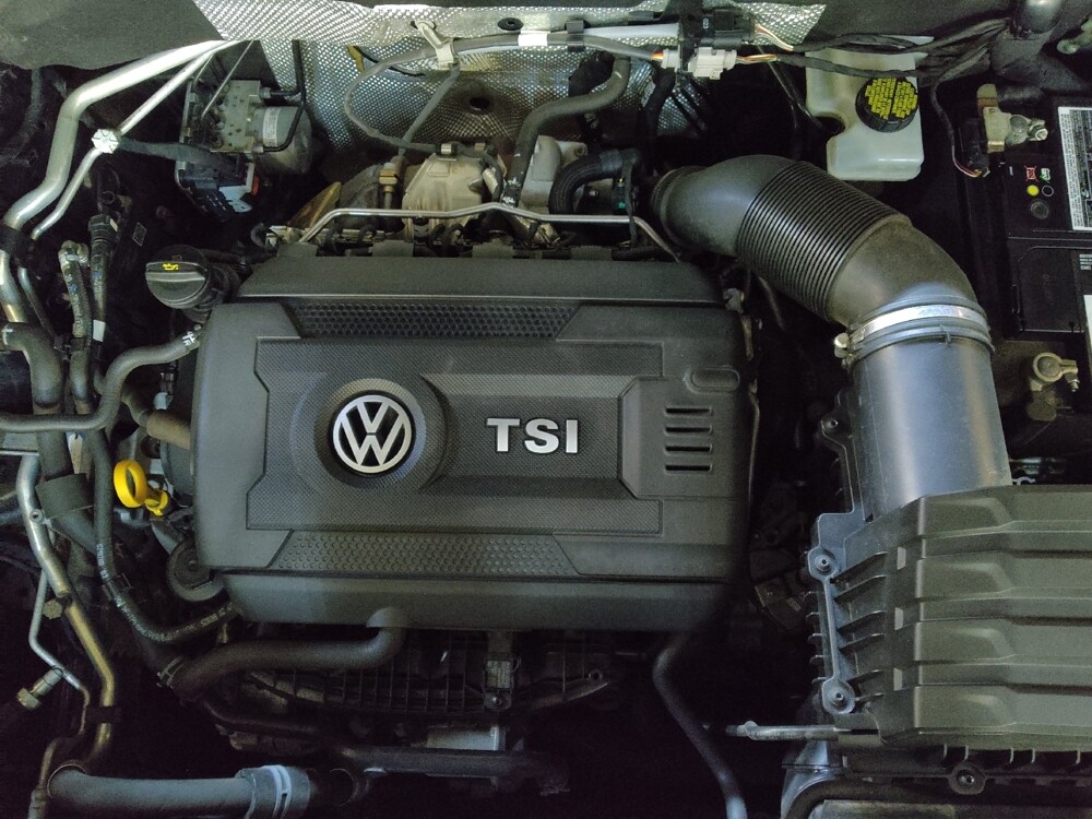 2021 Volkswagen Atlas in Charleston, SC 29414 - 18126498 30