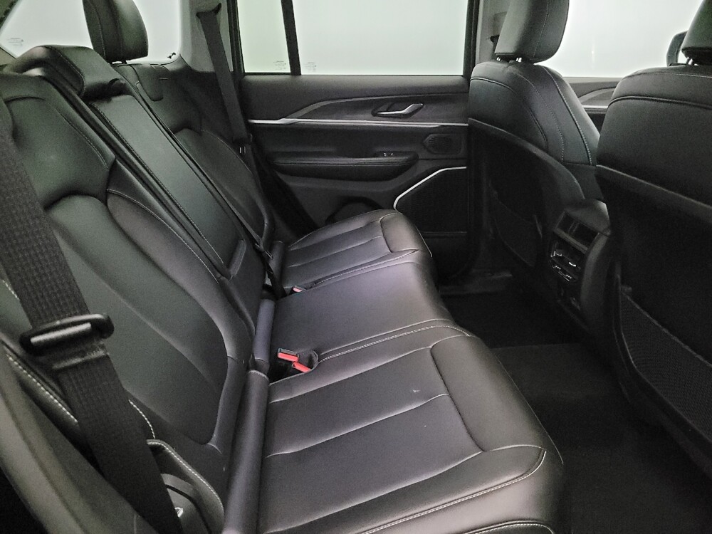 2023 Jeep Grand Cherokee in Temple Hills, MD 20746 - 18126503 19