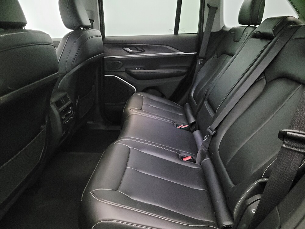 2023 Jeep Grand Cherokee in Temple Hills, MD 20746 - 18126503 18