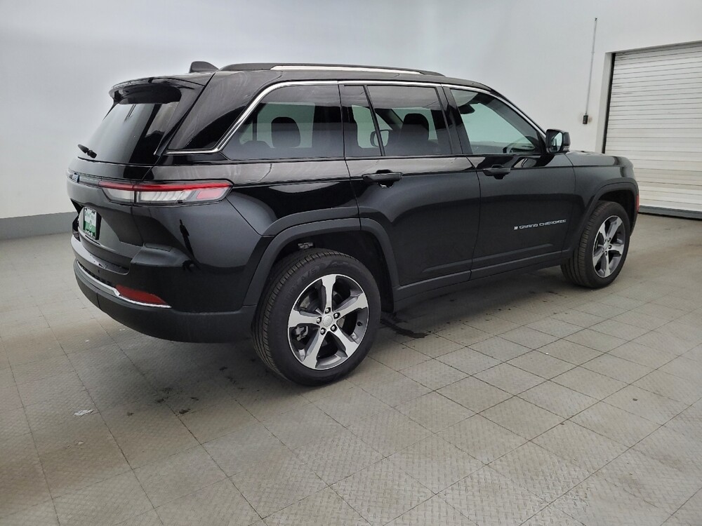 2023 Jeep Grand Cherokee in Temple Hills, MD 20746 - 18126503 10