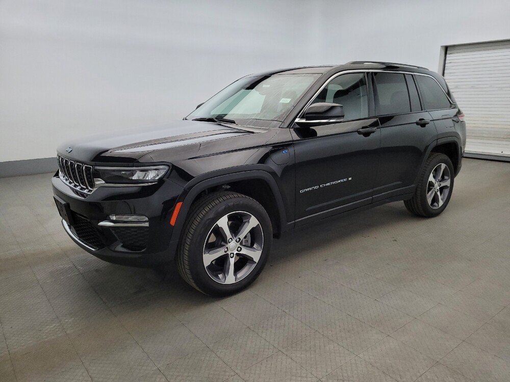 2023 Jeep Grand Cherokee in Temple Hills, MD 20746 - 18126503 2