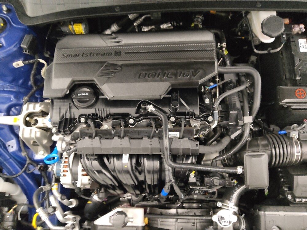 2025 Hyundai Elantra in Denver, CO 80012 - 18126510 30