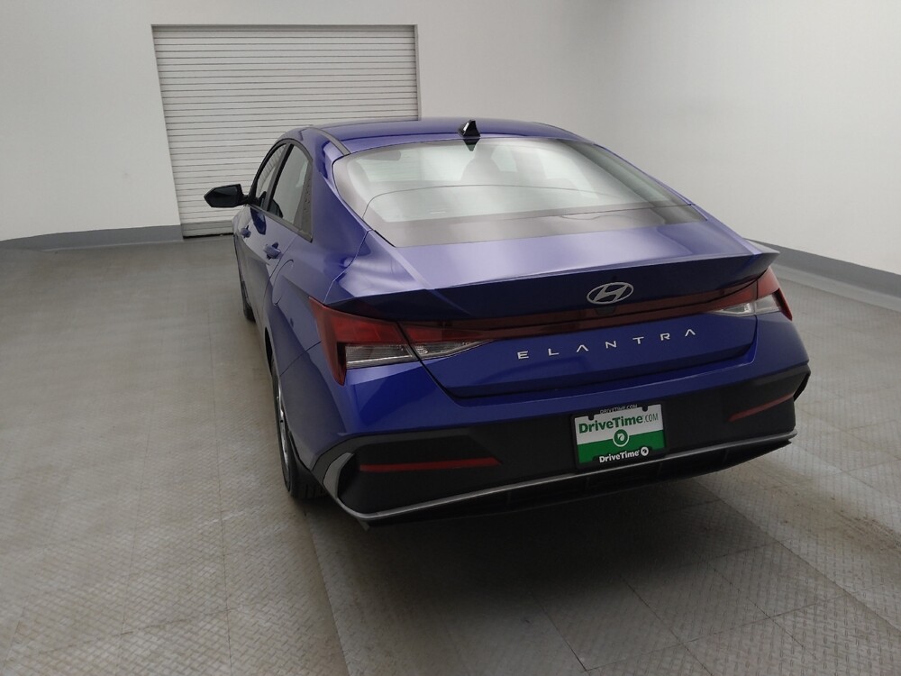 2025 Hyundai Elantra in Denver, CO 80012 - 18126510 6