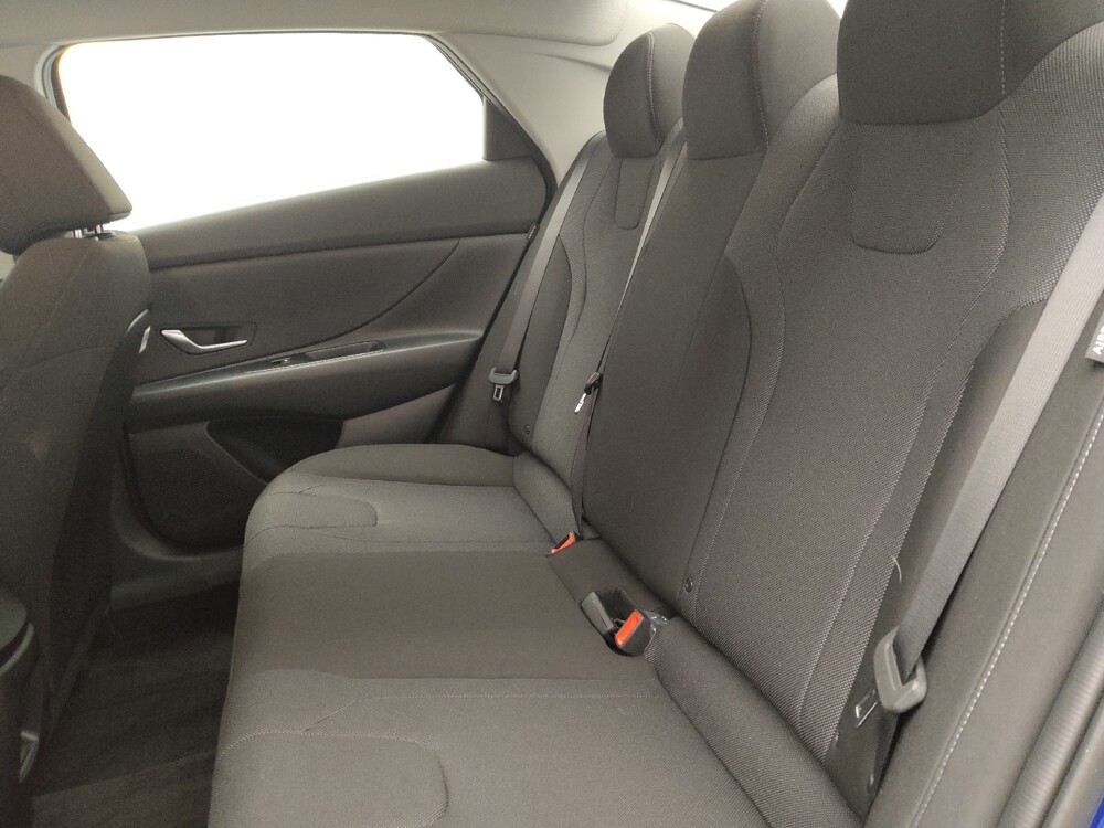 2025 Hyundai Elantra in Denver, CO 80012 - 18126510 18