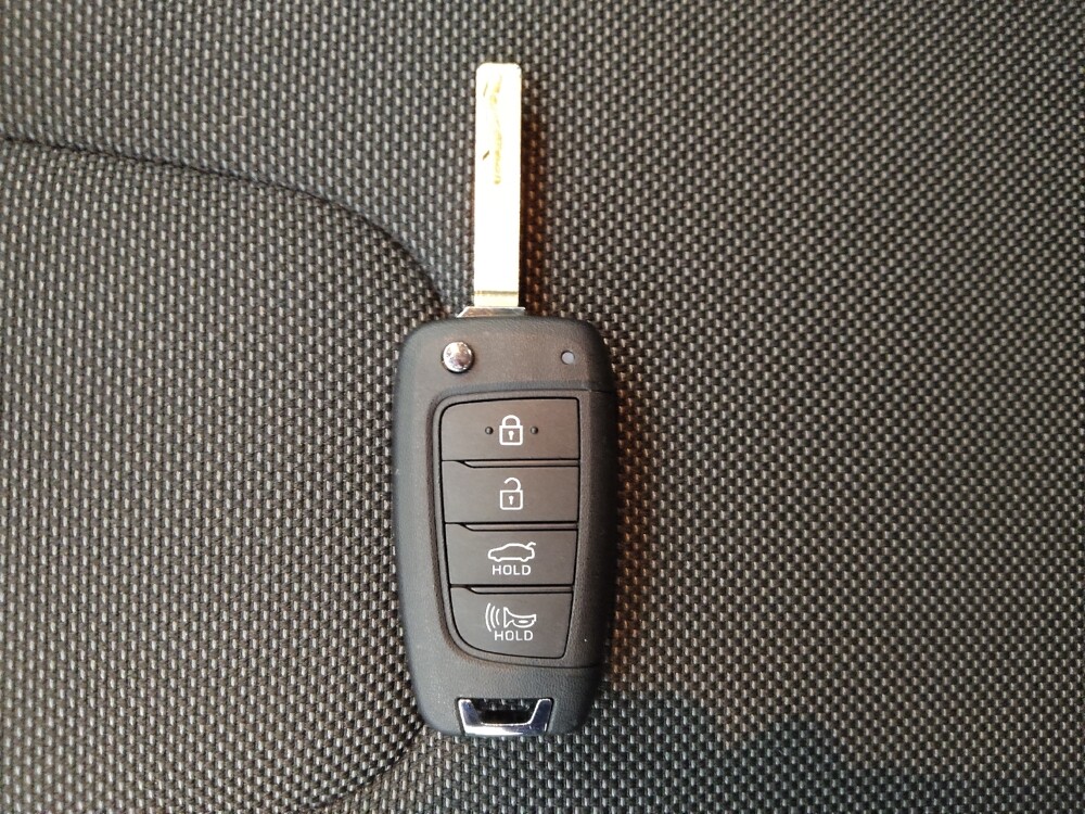 2025 Hyundai Elantra in Denver, CO 80012 - 18126510 32