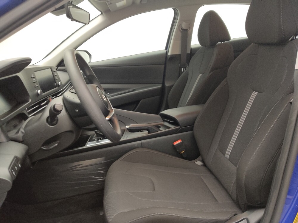 2025 Hyundai Elantra in Denver, CO 80012 - 18126510 17