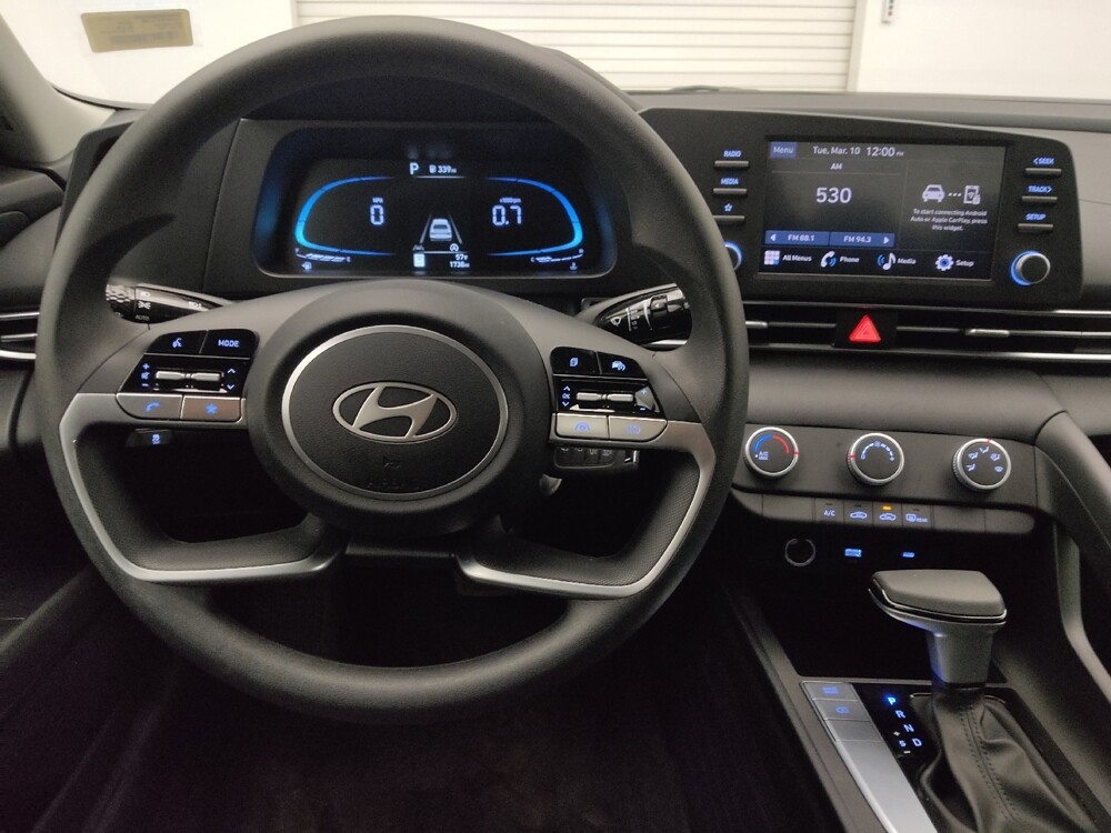 2025 Hyundai Elantra in Denver, CO 80012 - 18126510 22