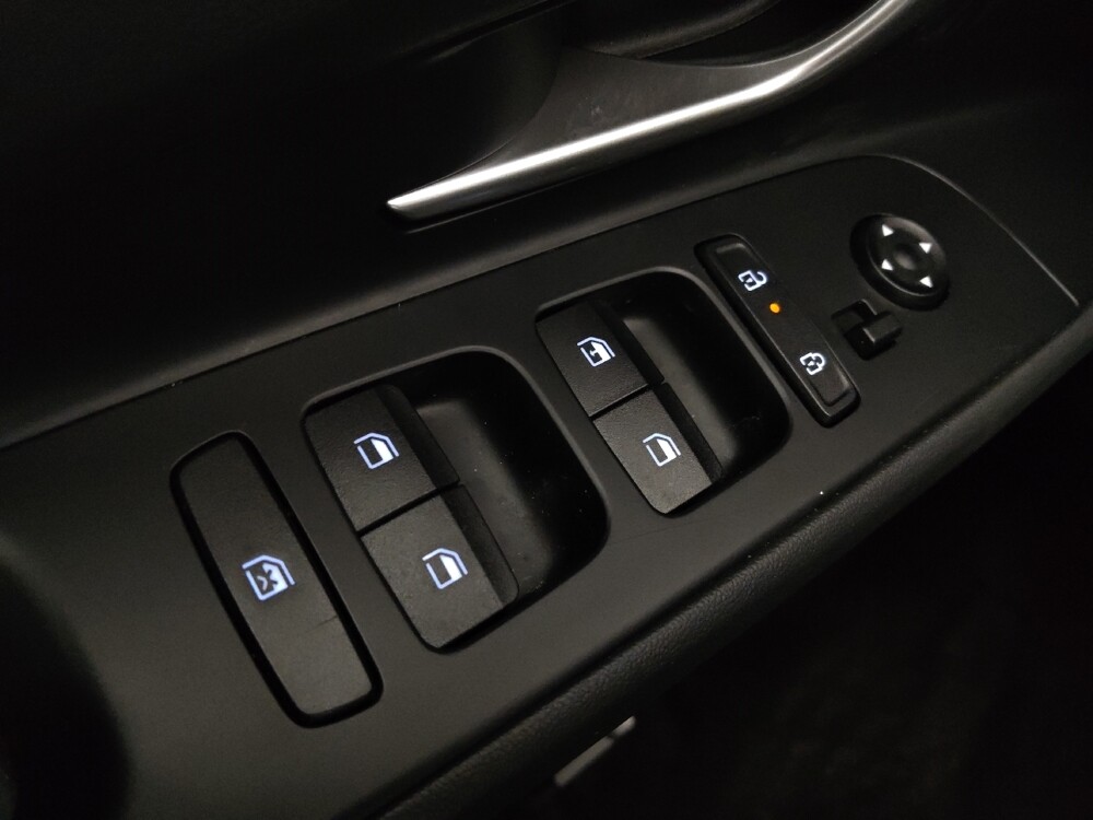 2025 Hyundai Elantra in Denver, CO 80012 - 18126510 27