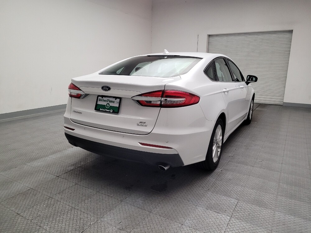 2019 Ford Fusion in Riverside, CA 92504 - 18126512 7