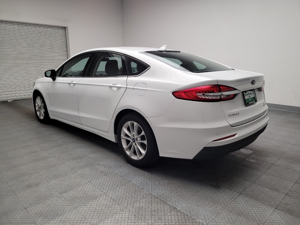 2019 Ford Fusion in Riverside, CA 92504 - 18126512 5