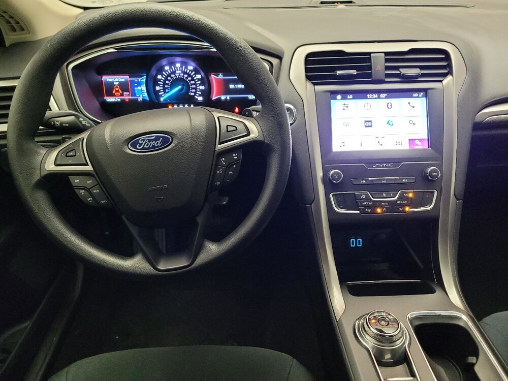 2019 Ford Fusion in Riverside, CA 92504 - 18126512 22